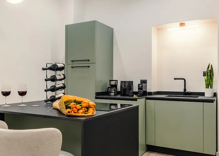 Appartement At Six - New Designer In The Center! *