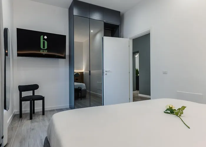 At Six - New Designer In The Center! Appartement *